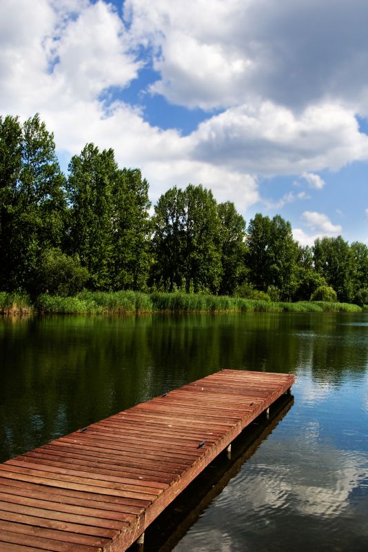 Pond Dock Installation in Kansas City, KS